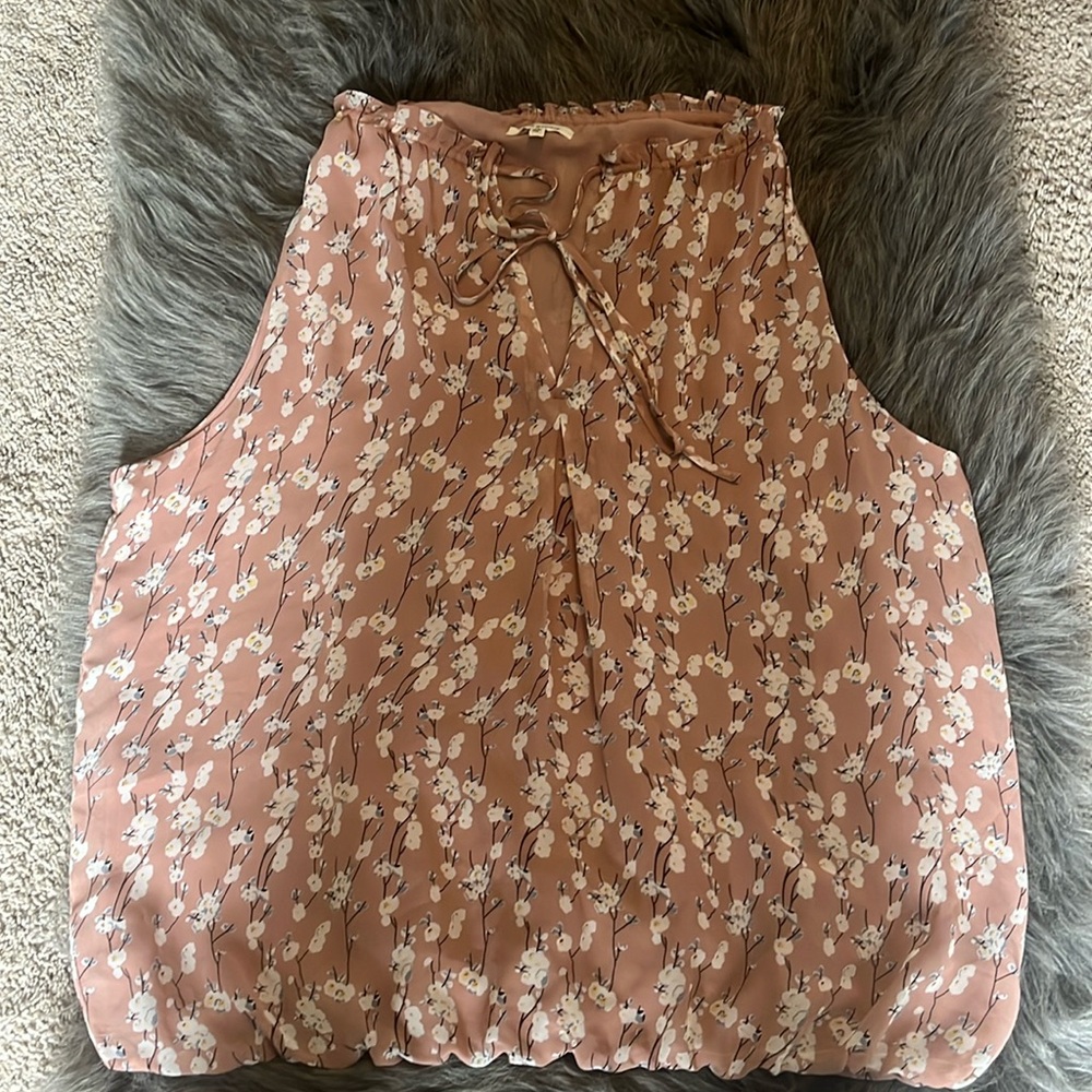 Pretty pink floral tank